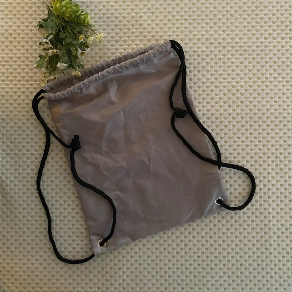 Hunter Unisex Drawstring Bag - Picture 2 of 3